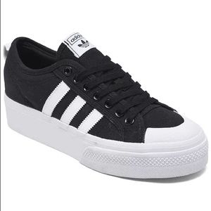 Nizza platform shoes in black and white size 6.5